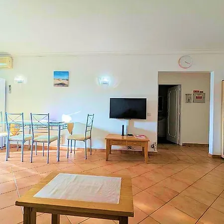 Διαμέρισμα Viladplaza By Johnvillas